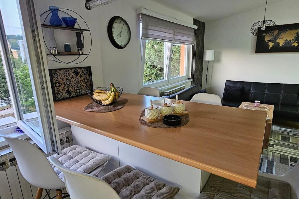 Away Apartment SJJ