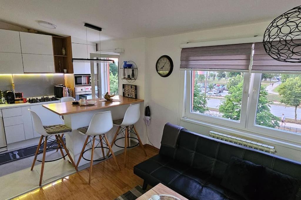 Away Apartment SJJ